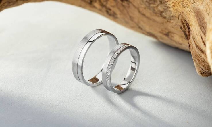 Obrączki ślubne z platyny – luksusowy wybór dla wymagających par