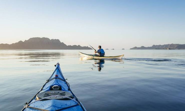 Jakie innowacje technologiczne wpływają na rozwój kajaków dmuchanych 4 osobowych?