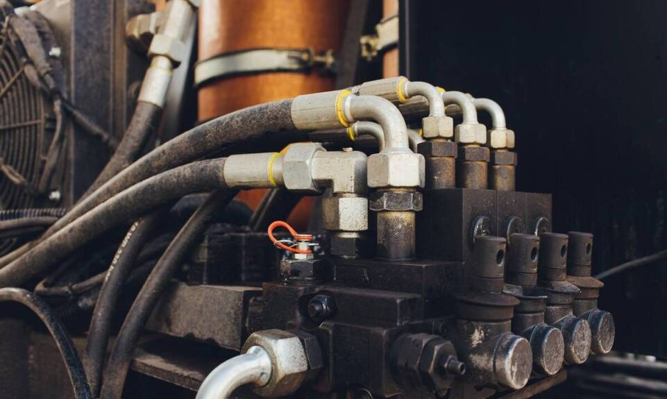 Jak chłodnica C 360 wpływa na wydajność wozideł hydraulicznych?