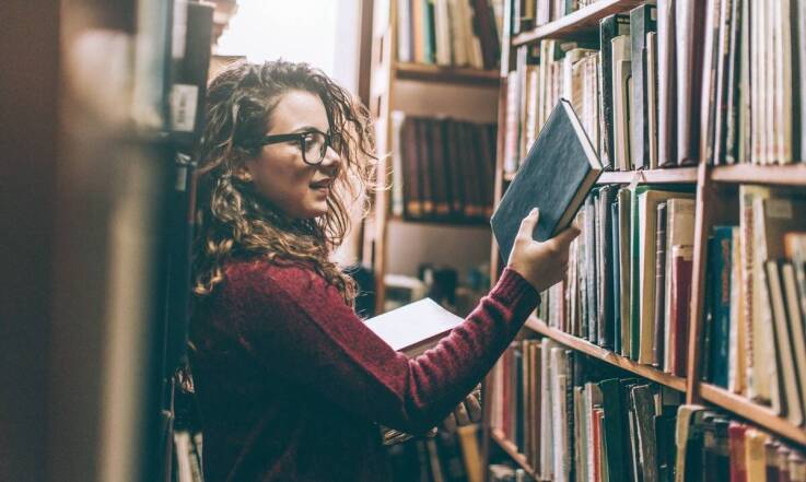 Dlaczego warto korzystać z encyklopedii w nauce historii?