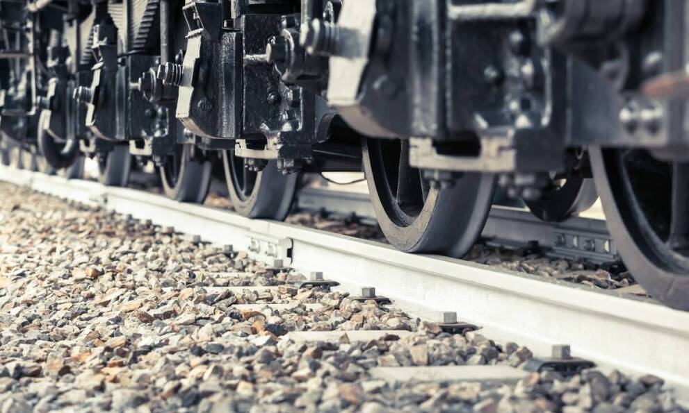 Dlaczego warto czytać kuriera kolejowego? 123 kurier