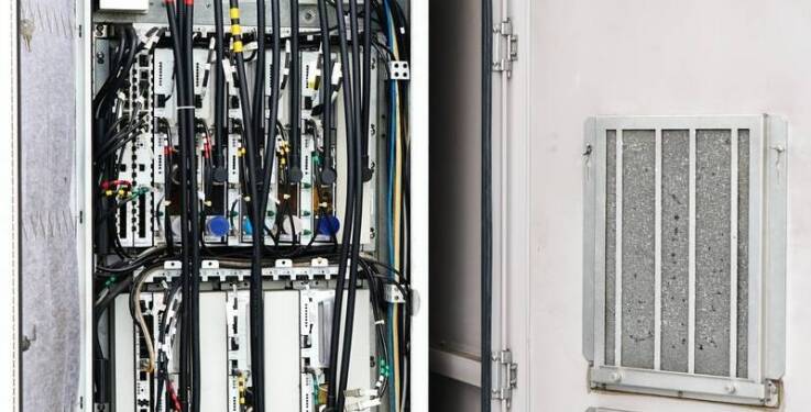 Obudowy hermetyczne dla ochrony urządzń elektrycznych przed czynnikami atmosferycznymi