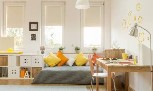 Jakie zalety ma roleta materiałowa na wymiar?