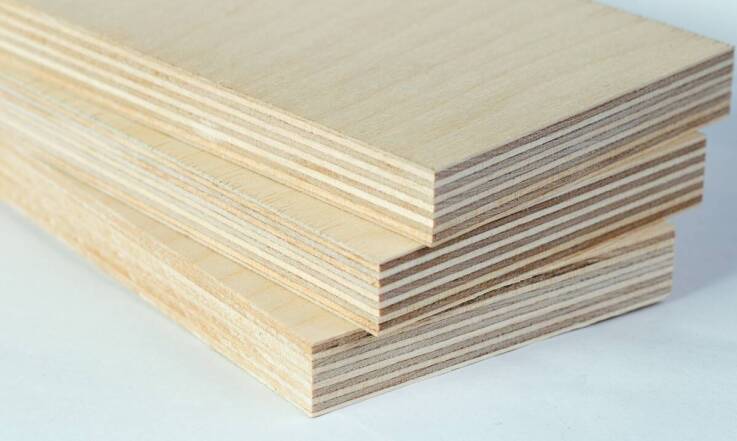 Wykorzystanie sklejek w budowie przyczep, naczep i kamperów