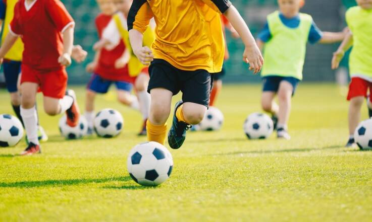 Jakie dyscypliny sportowe oferujemy na obozie dla dzieci w Warszawie?