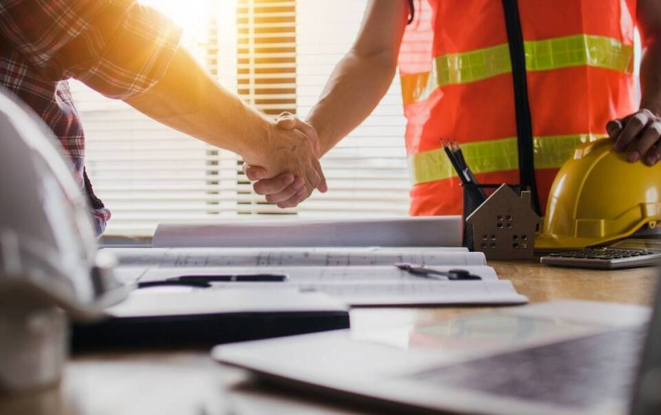 Jak architekt w Bydgoszczy może pomóc w uzyskaniu niezbędnych pozwoleń budowlanych?