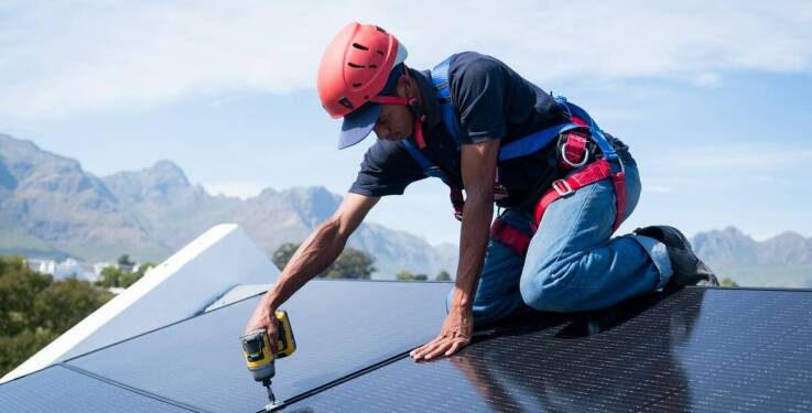 Fotowoltaika w praktyce - jak dobrać odpowiednie komponenty do instalacji?