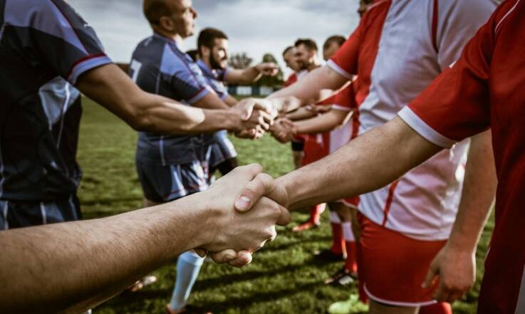 Wypożyczenie strojów sumo – klucz do udanej integracji w grupie!