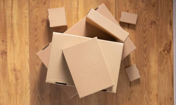 Opakowania kartonowe w logistyce – klucz do sukcesu w transporcie produktów delikatnych?