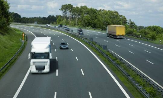 Jakie są zalety korzystania z autostrady?