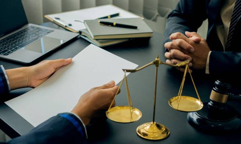 Kiedy komornik może zająć konto bankowe?