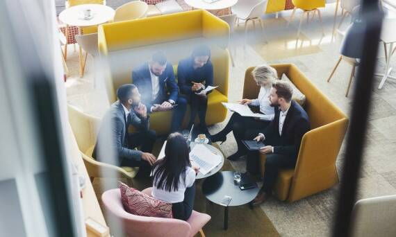 Czym wyróżniają się gry komunikacyjne na tle konkurencji?