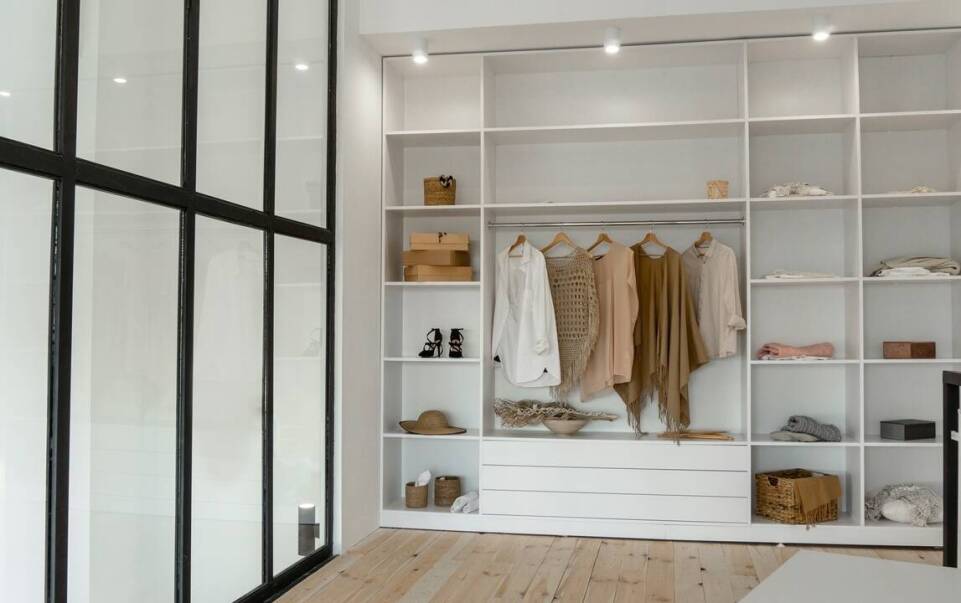 Jak dbać o bluzy z kapturem męskie, aby służyły przez długi czas?