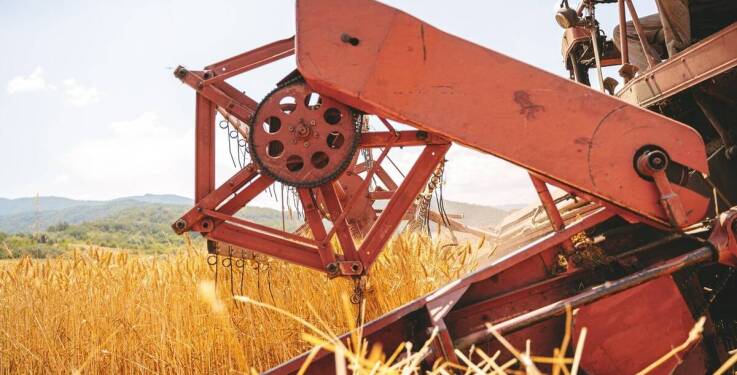 Czy warto kupować używane maszyny rolnicze?