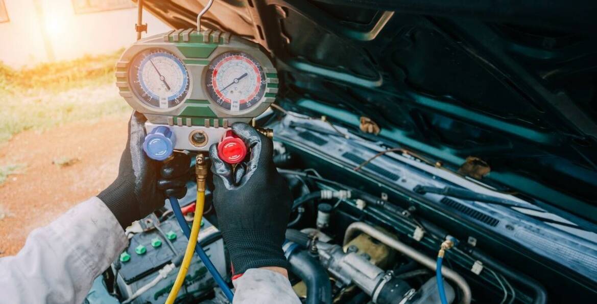 Proces naprawy klimatyzacji w aucie - co warto wiedzieć?