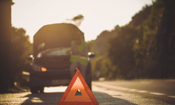 Jak wygląda proces odpalania pojazdów przez pomoc drogową?