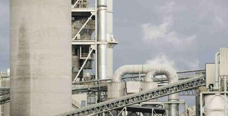 Jak silos na cement wpływa na jakość przechowywanego materiału?