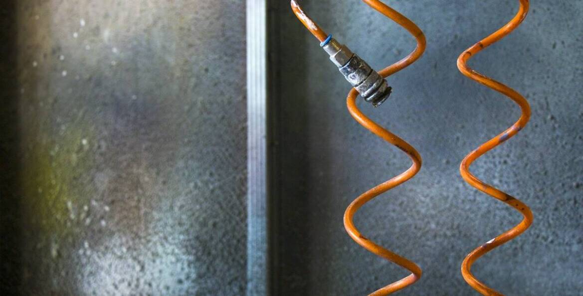 Dlaczego warto zainwestować w profesjonalną galwanizację części motocyklowych?