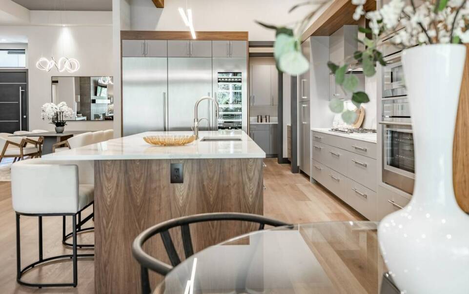 Inspiracje dla małych przestrzeni – jak urządzić funkcjonalną kuchnię?