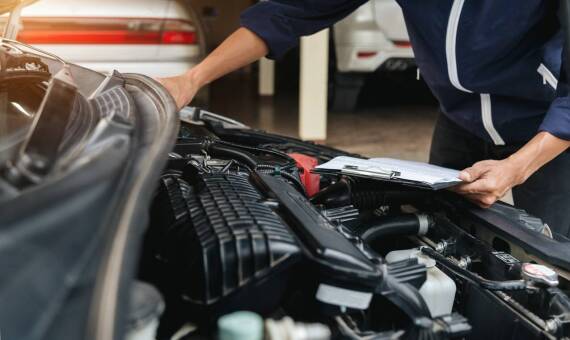 Jak uniknąć oszustw przy zakupie samochodu dzięki profesjonalnemu sprawdzeniu?