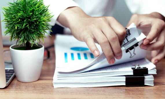 Jakie dokumenty są potrzebne do analizy umowy kredytowej przez kancelarię?