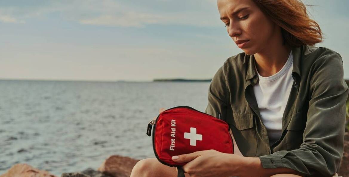 Czerwona flaga na plaży – jakie są alternatywy dla bezpiecznego wypoczynku?