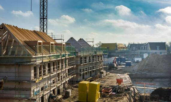 Kontenery na odpady mokre - kiedy warto je zamówić?