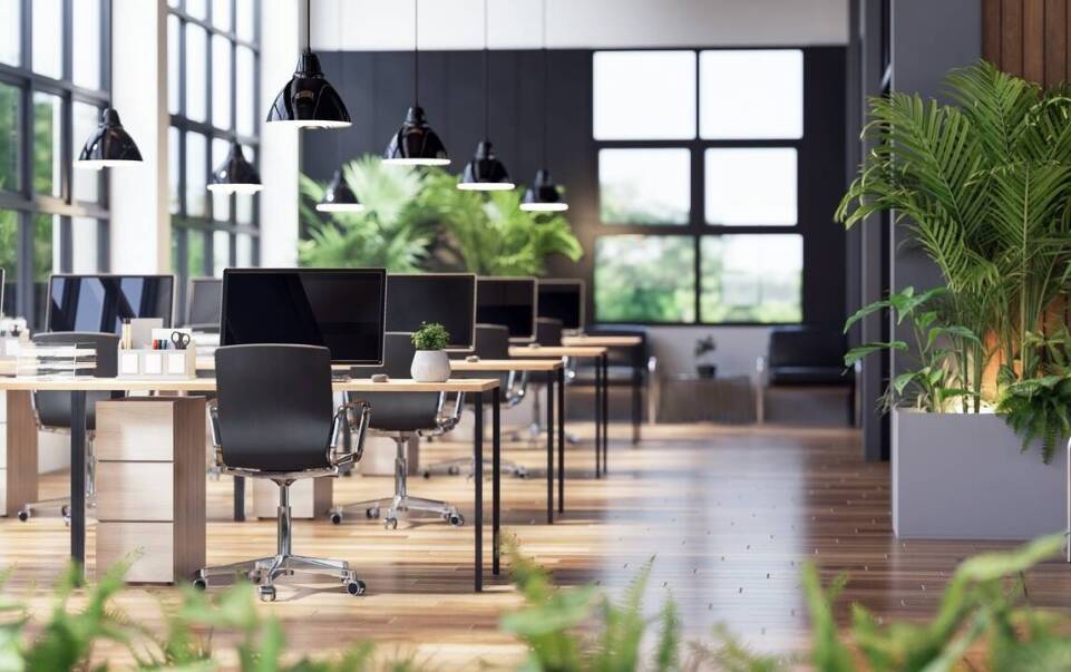 Jak krojownia może zwiększyć efektywność produkcji odzieży?