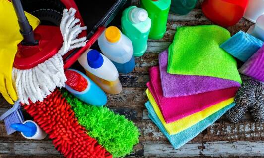 Jakie akcesoria zwiększają funkcjonalność myjek chemicznych?