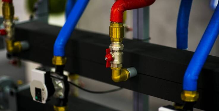 Jakie są najnowsze trendy w hydraulice i instalacjach sanitarnych?