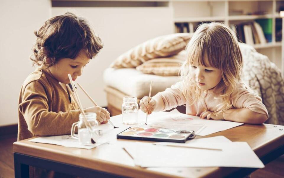 Meble edukacyjne Montessori – klucz do efektywnej nauki w przedszkolu