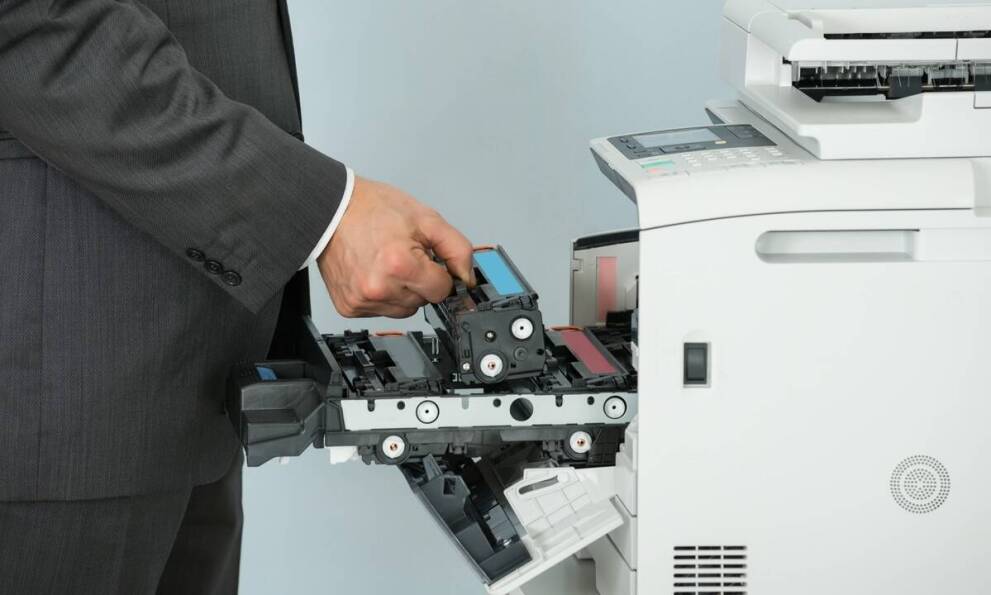 Przewodnik po serwisie i konserwacji drukarek – co musisz wiedzieć?