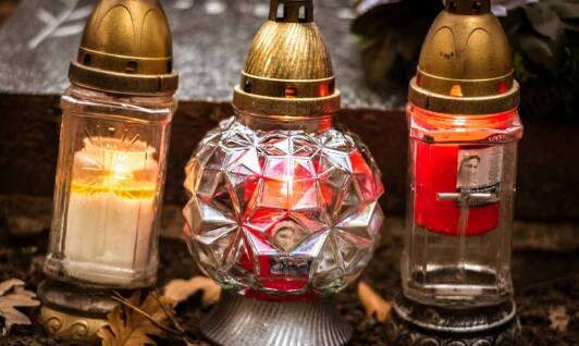 Jakie znicze najlepiej komponują się z wkładami LED?