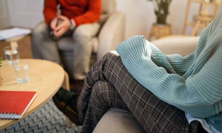 Jak psychoterapeuta poznawczo-behawioralny w Warszawie może pomóc w radzeniu sobie z depresją?