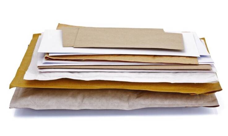 Wybór odpowiednich kopert kurierskich dla różnych typów przesyłek – co jest istotne?