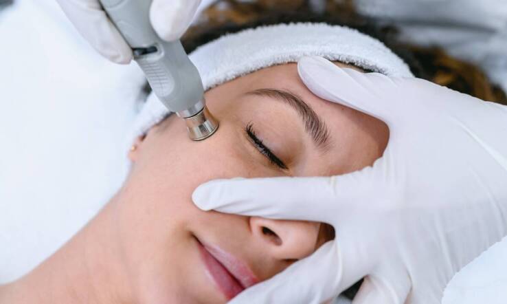 Jakie efekty przynosi dermomasaż? Odkryj korzyści dla Twojej skóry