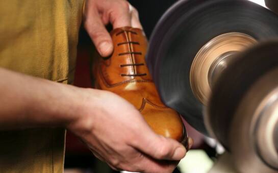 Jak dbałość o szczegóły wpływa na jakość butów baldinini?