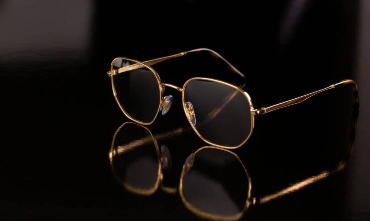 Co warto wiedzieć o technologii szkieł w okularach korekcyjnych?