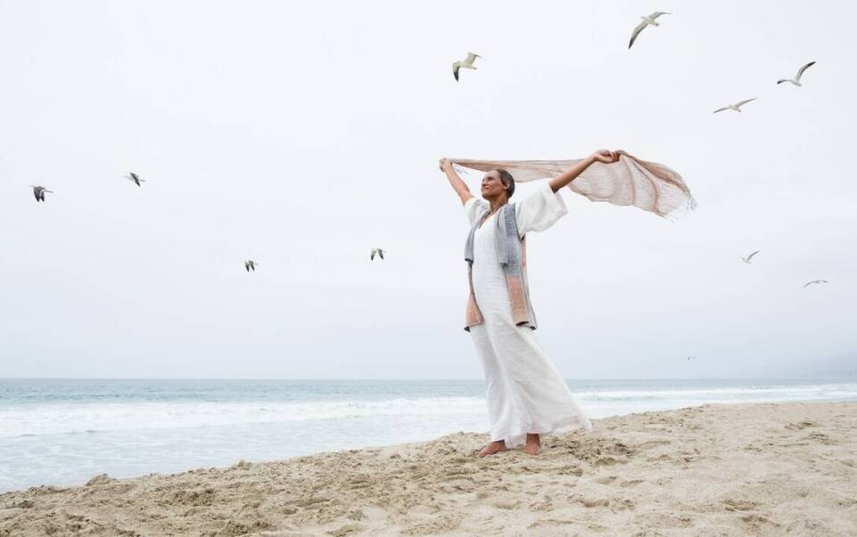 Narzutki damskie na co dzień – komfort i styl w jednym