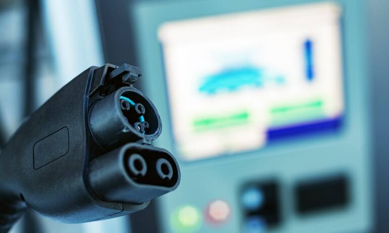 Monitorowanie zużycia energii z pomocą foxess ładowarki AC – jak to działa?