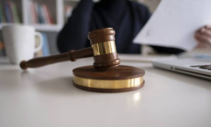 Jak długo trwa proces upadłości firmy i jakie są główne etapy?