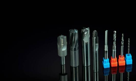 Wiertła koronowe diamentowe – co je wyróżnia na tle innych narzędzi?