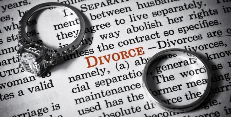 Rola adwokata w sprawach o separację i rozwód – porównanie