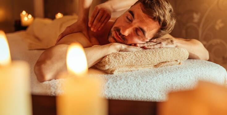 Jakie zabiegi pielęgnacyjne dla mężczyzn oferuje salon kosmetyczny w Lublinie?