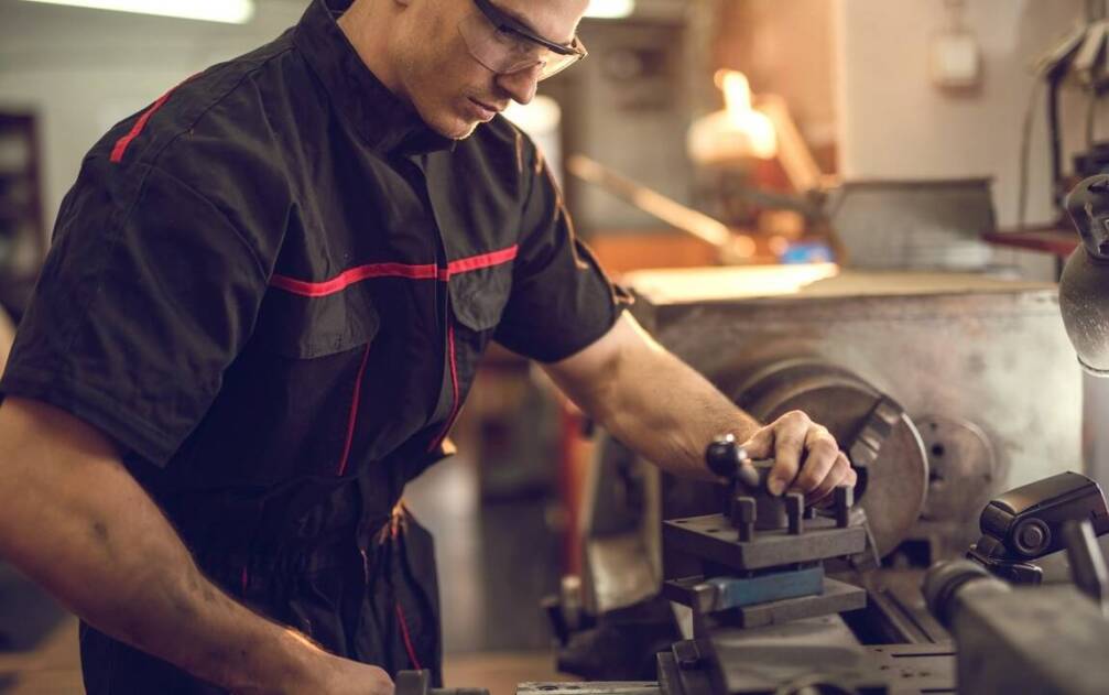 Jak serwis Palfinger może pomóc w optymalizacji wydajności pracy Twojego sprzętu?