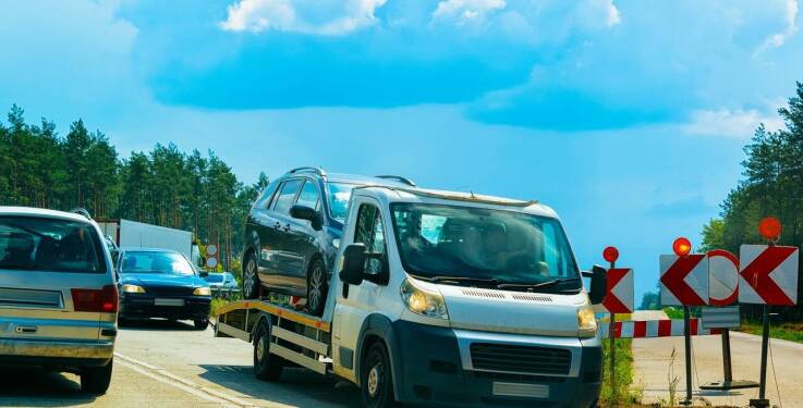 Transport samochodów uszkodzonych z Belgii - jakie są możliwości?