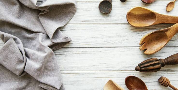 Czym karmi Zbójnicka Chata? Regionalne potrawy, które warto spróbować