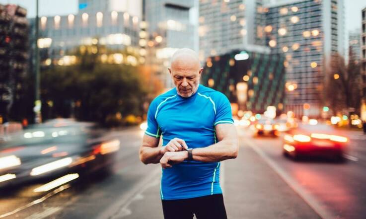 Dlaczego warto zainwestować w smartwatch z EKG dla sportowców?