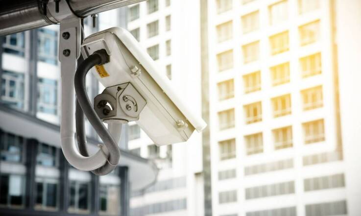 Jak mobilna wieża monitorująca wpływa na organizację zabezpieczeń podczas wydarzeń?