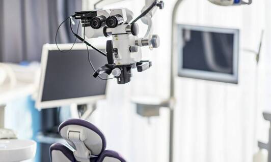 Jakie są korzyści z zastosowania technologii cyfrowych w chirurgii stomatologicznej?